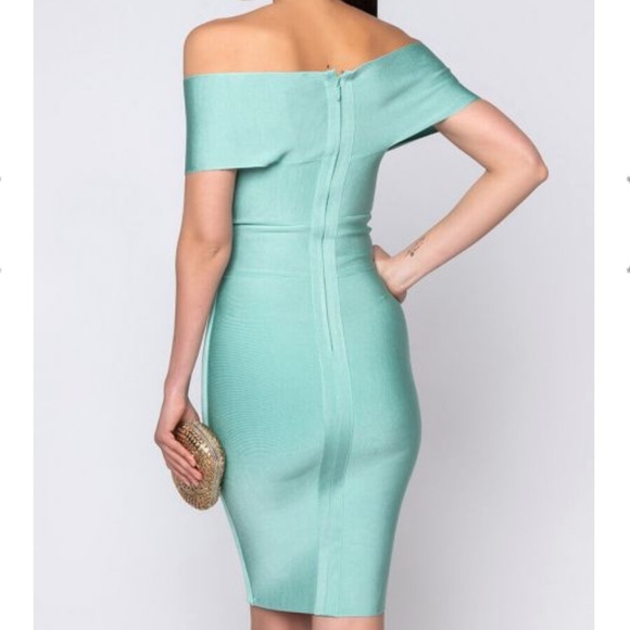 LIGHT GREEN OFF THE SHOULDER BANDAGE DRESS - Picture 3 of 4